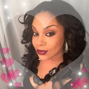 Meet your Posher, Candice